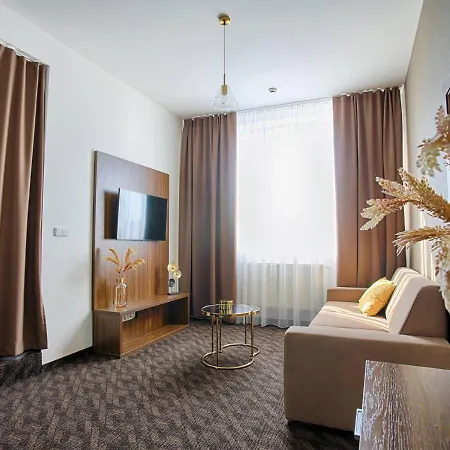 Magnolia 4* Πιεστάνυ
